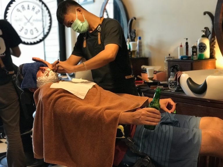 Cut Throat Shave Seminyak